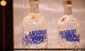 absolut3